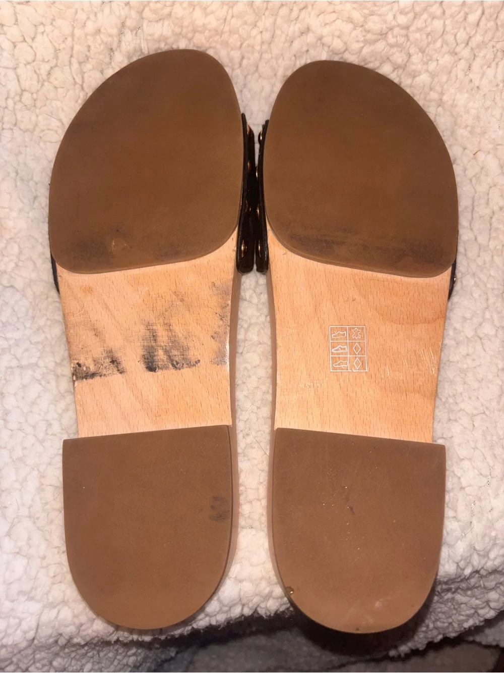 Coach slip clog